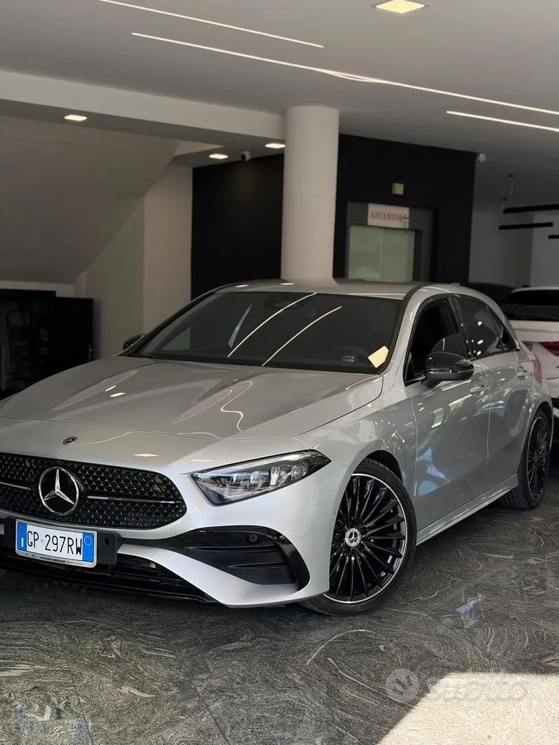 Mercedes-Benz A200 2023 photo 2