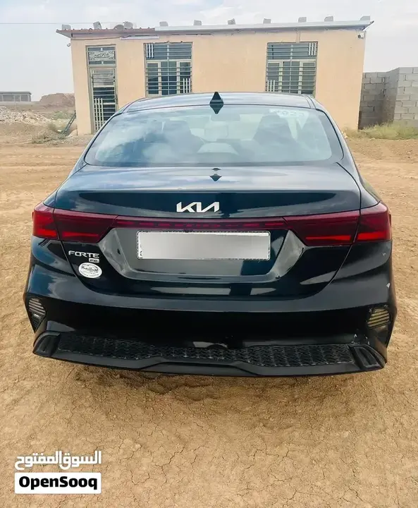 Kia Forte 2023 photo 2