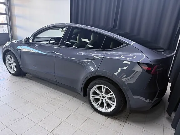 Tesla Model Y 2021 photo 5