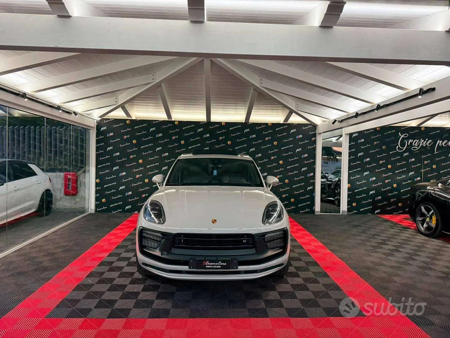 Porsche Macan 2022 photo 2