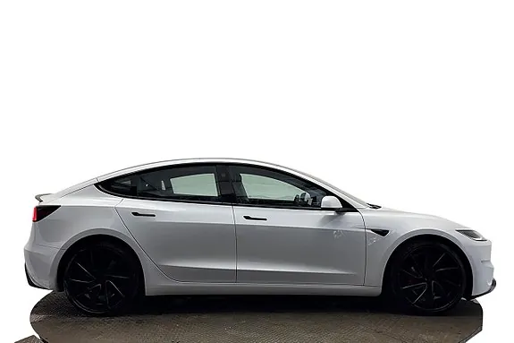 Tesla Model 3 2024 photo 5