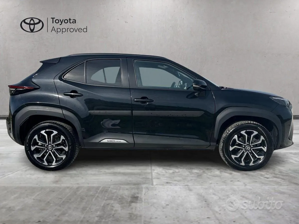 Toyota Yaris Cross 2024 photo 4