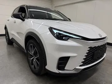 Lexus Lbx 2025 photo 2