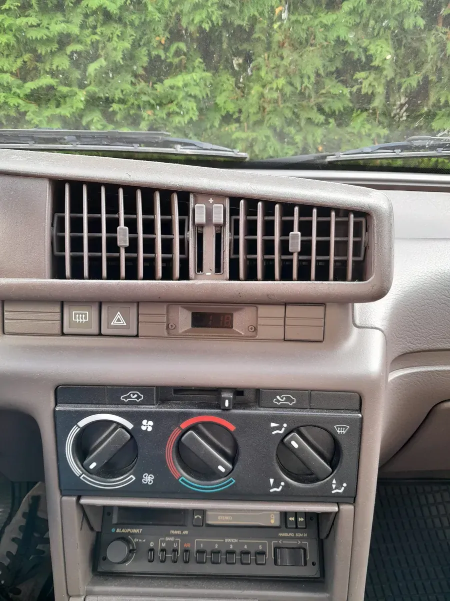 Peugeot 405 1989 photo 2