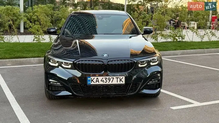 BMW 3 Series 2022 photo 4