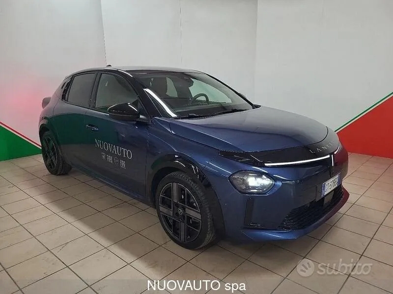 Lancia Ypsilon 2024 photo 2