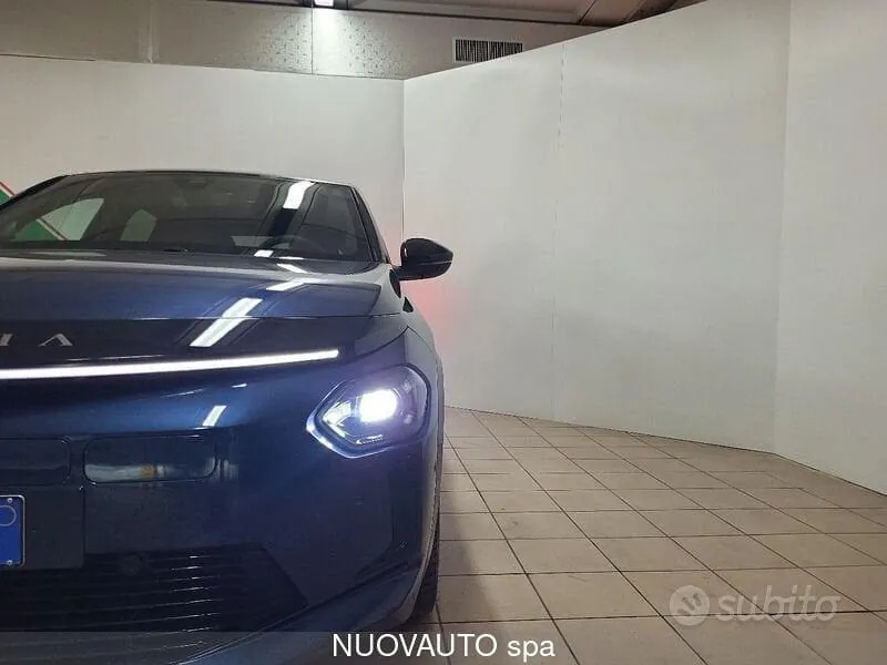 Lancia Ypsilon 2024 photo 3