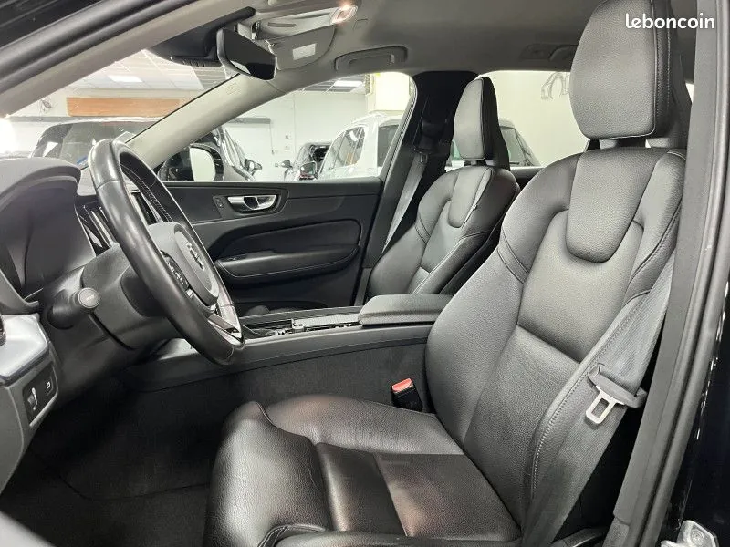 Volvo Xc60 2019 photo 5