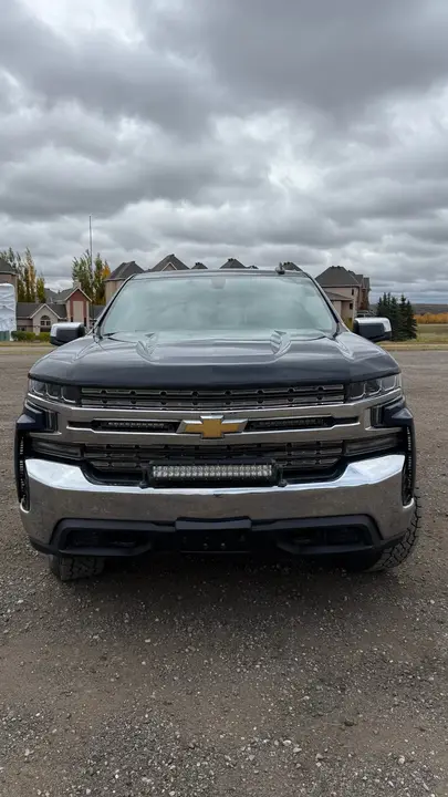 Chevrolet Silverado 1500 2021 photo 3
