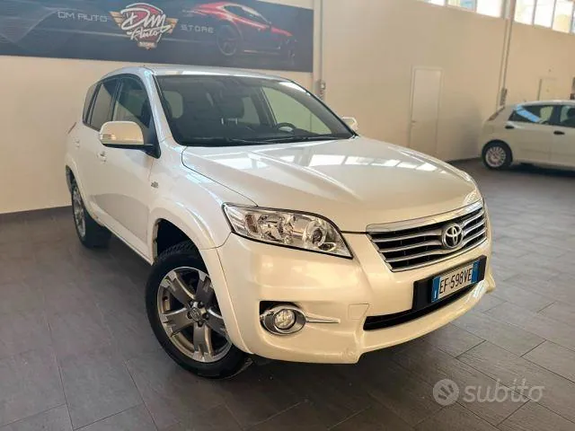 Toyota Rav4 2010 photo 4