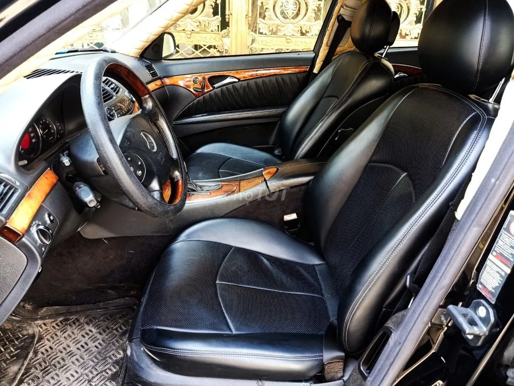 Mercedes-Benz E-Class 2006 photo 4