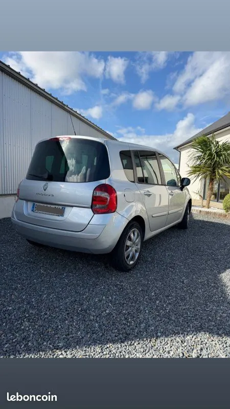 Renault Grand Modus 2011 photo 2