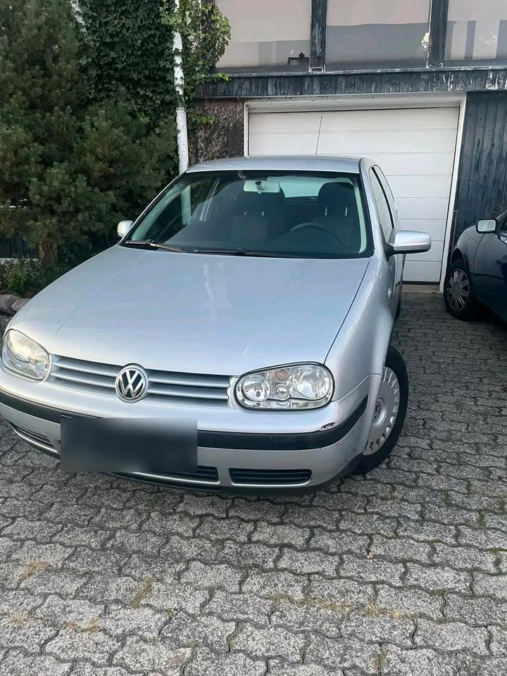 Volkswagen Golf 4