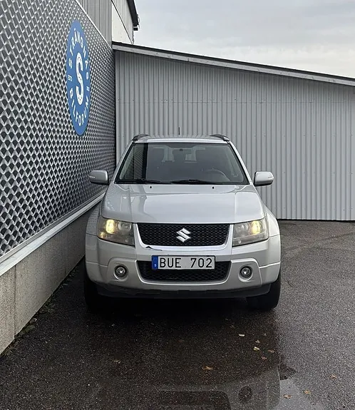 Suzuki Grand Vitara 2012 photo 3
