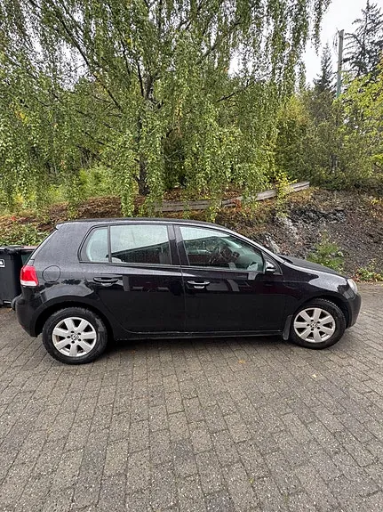 Volkswagen Golf Vi 2010 photo 2