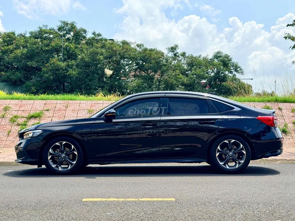 Honda Civic 2022 photo 3