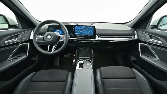 BMW X1 2025 photo 2