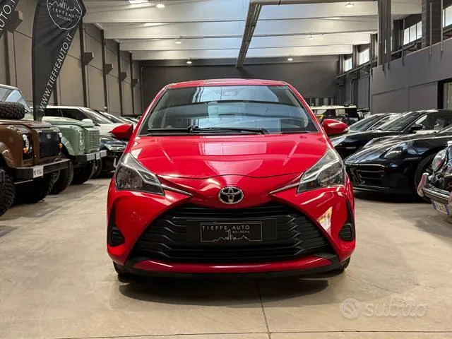 Toyota Yaris 2017 photo 2