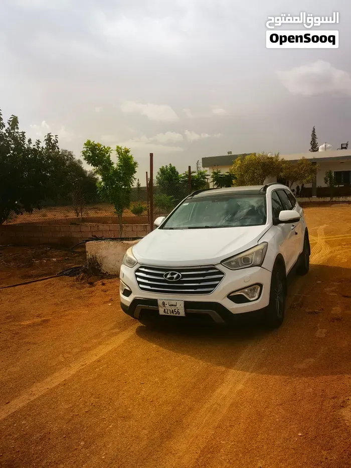 Hyundai Santa Fe 2015 photo 2