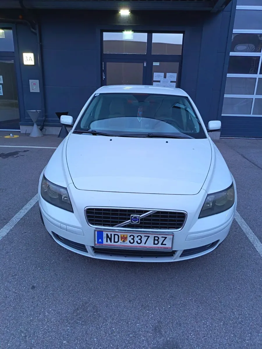 Volvo S40 2005 photo 3