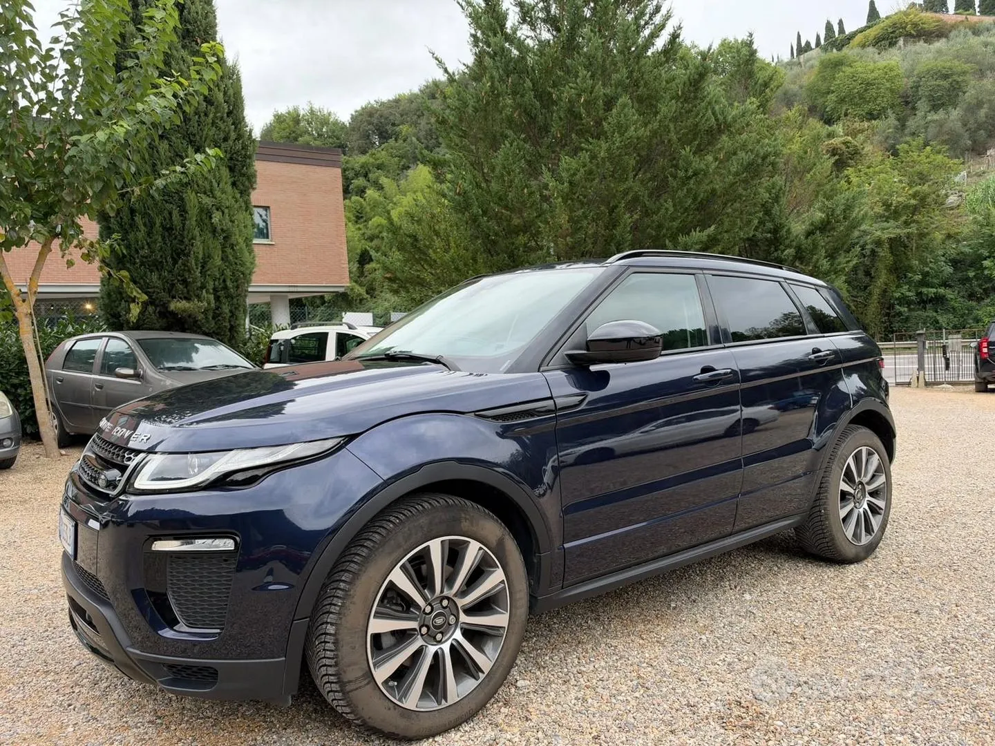 Land Rover Range Rover Evoque 2017 photo 3