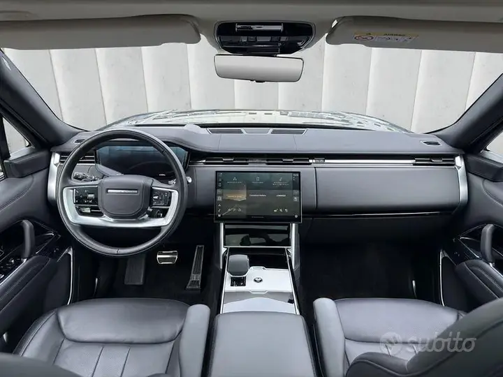 Land Rover Range Rover 2024 photo 4
