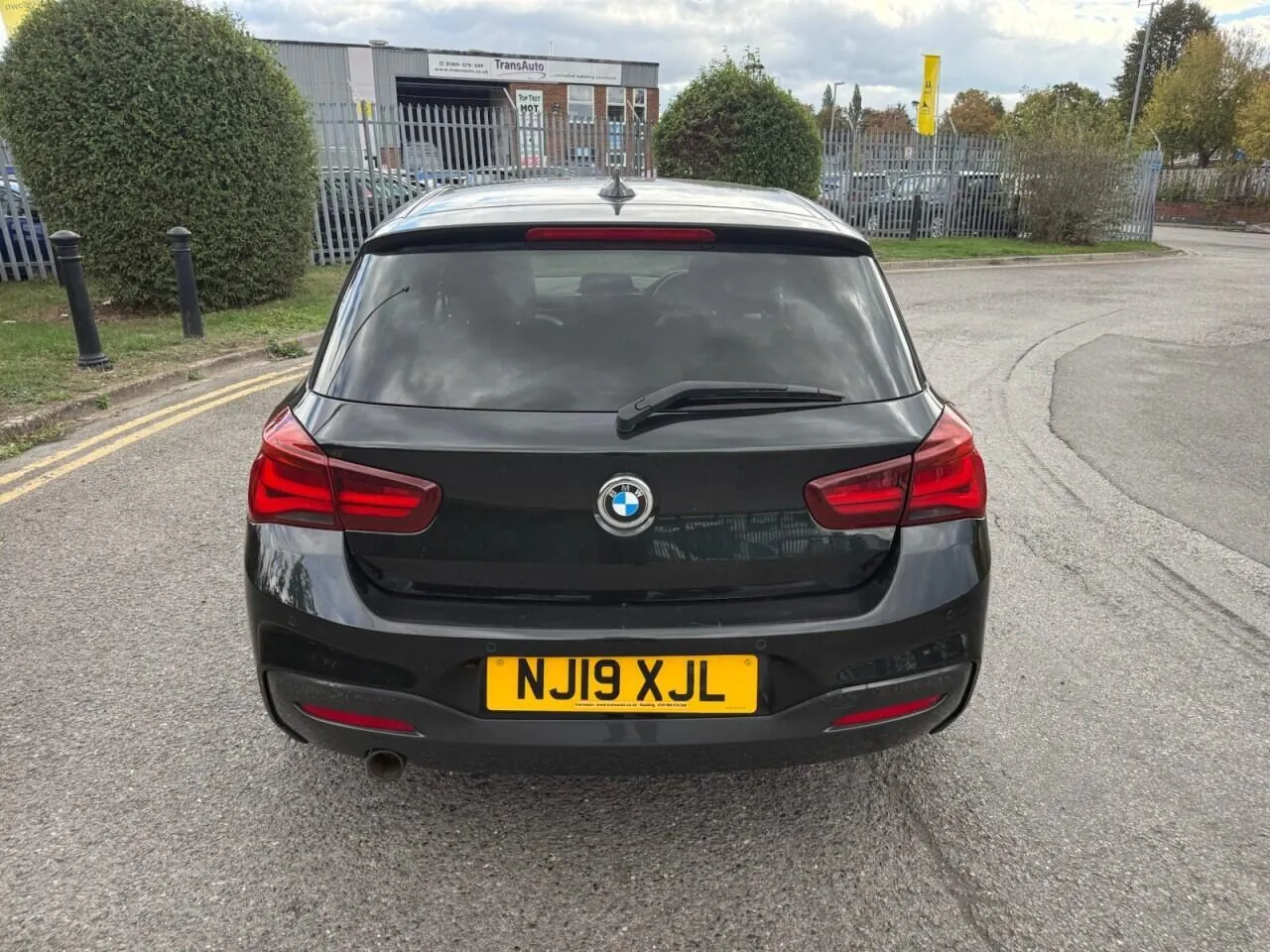 BMW 1 Series 2019 photo 2