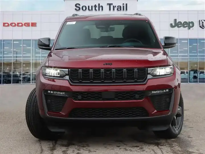 Jeep Grand Cherokee 2026 photo 2