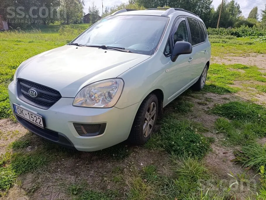 Kia Carens