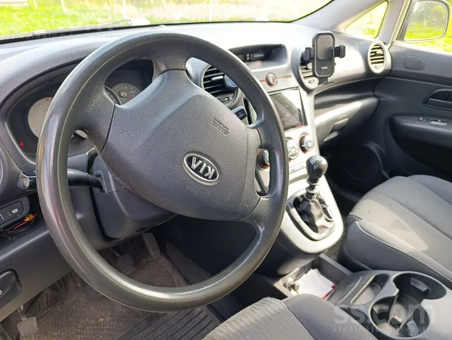 Kia Carens 2007 photo 4