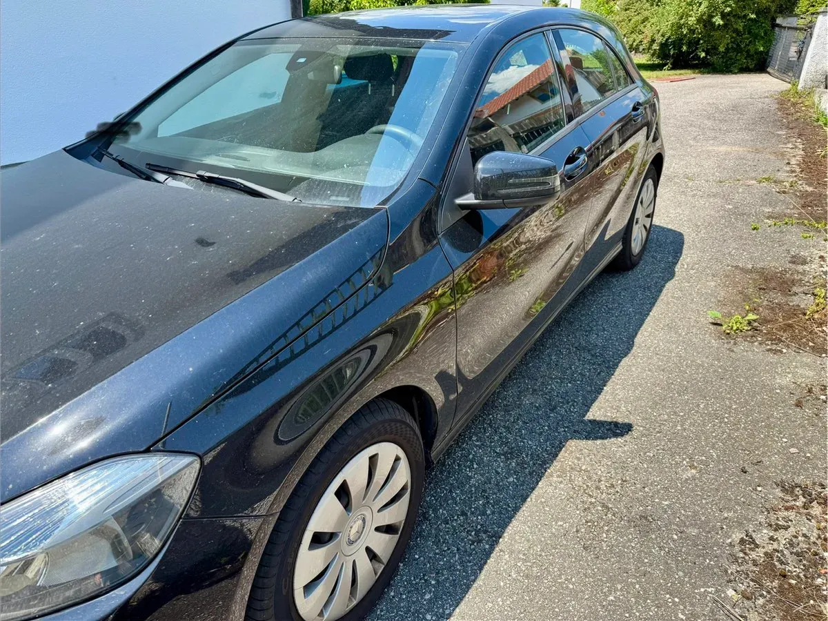 Mercedes-Benz A-Class 2016 photo 3