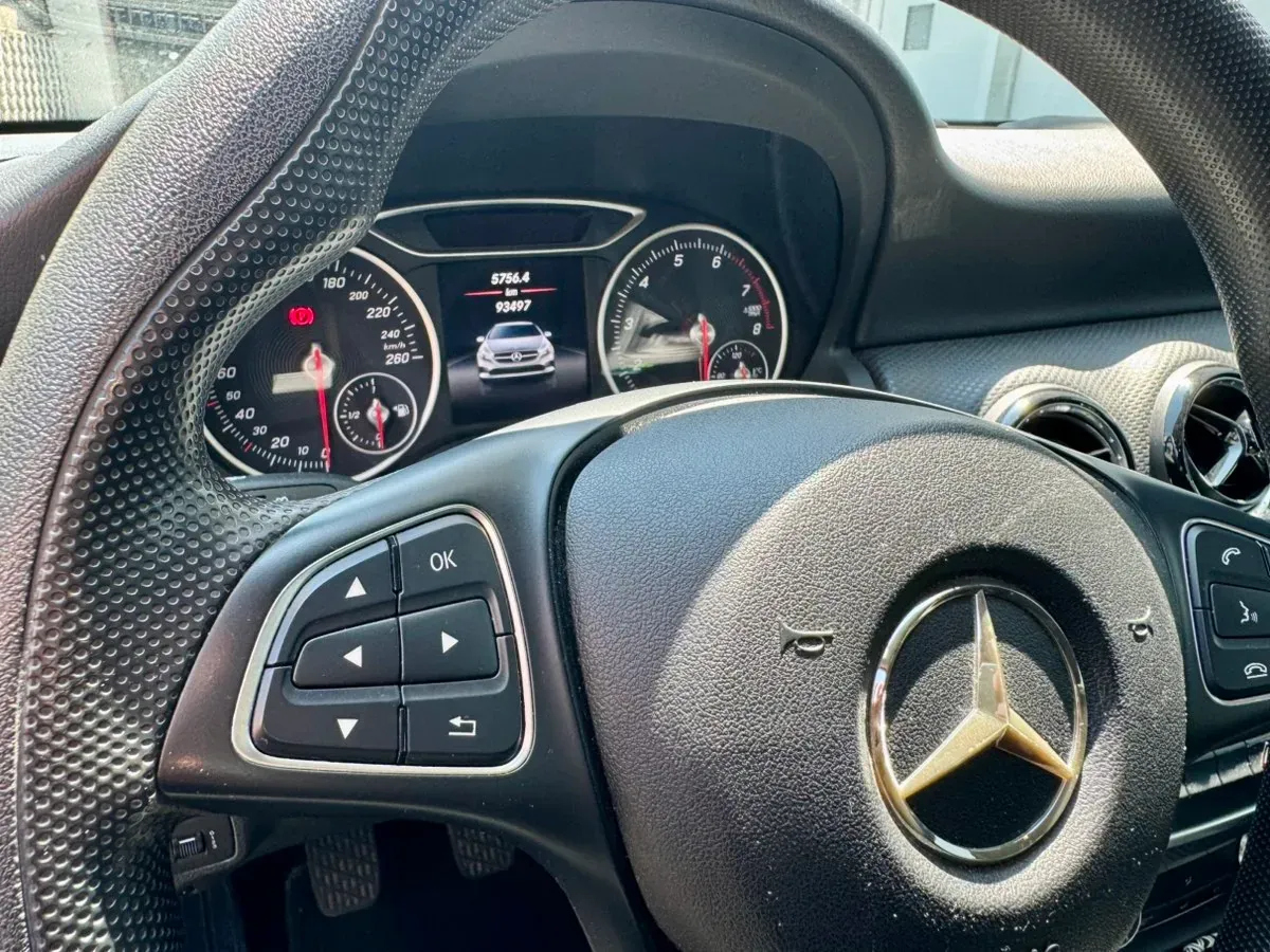 Mercedes-Benz Aklasse