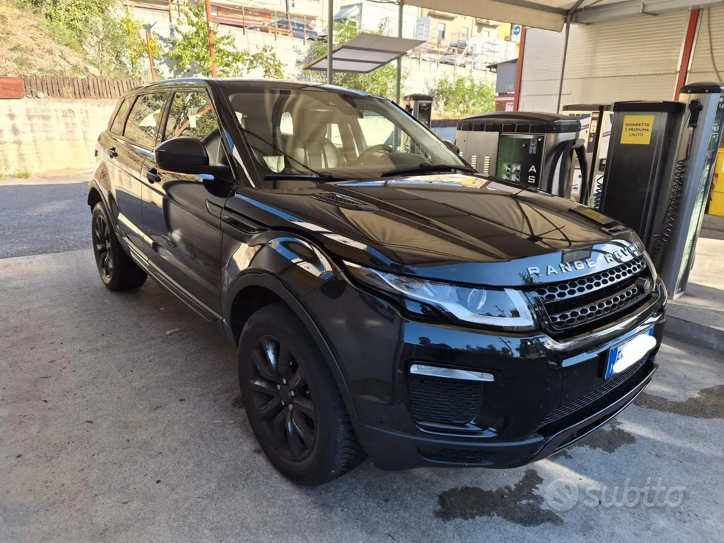 Land Rover Range Rover Evoque 2017 photo 2