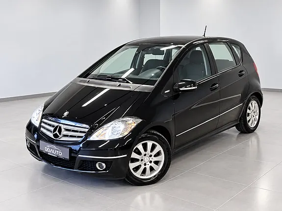 Mercedes-Benz Andre 2011 photo 2