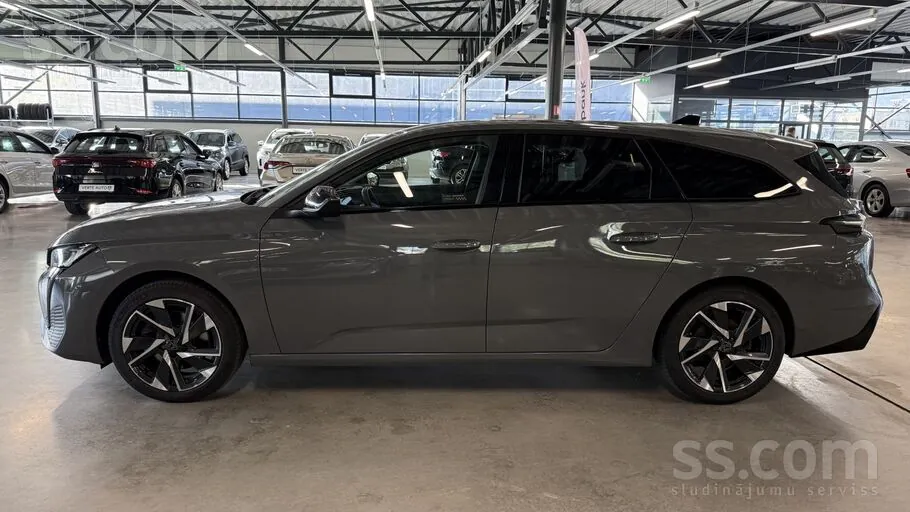 Peugeot 308 2024 photo 2
