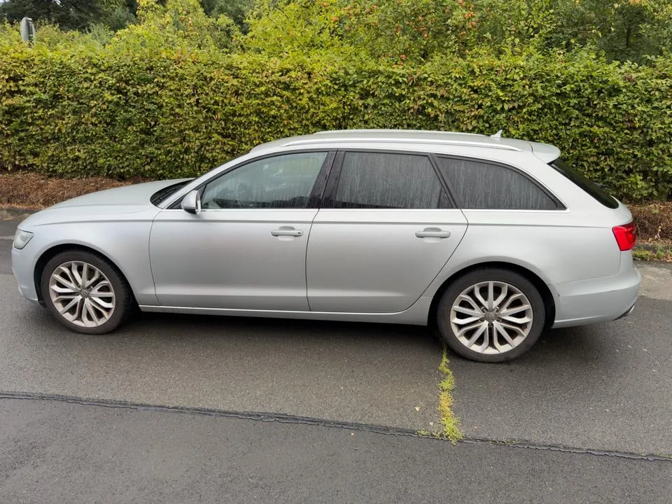 Audi A6 Avant