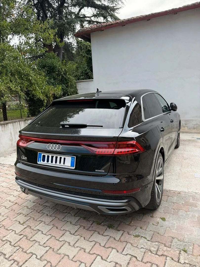 Audi Q8 2021 photo 4