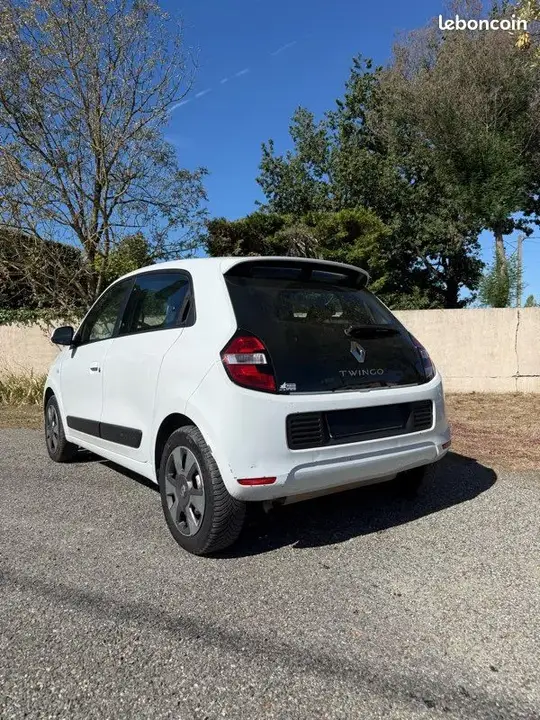 Renault Twingo 2017 photo 2