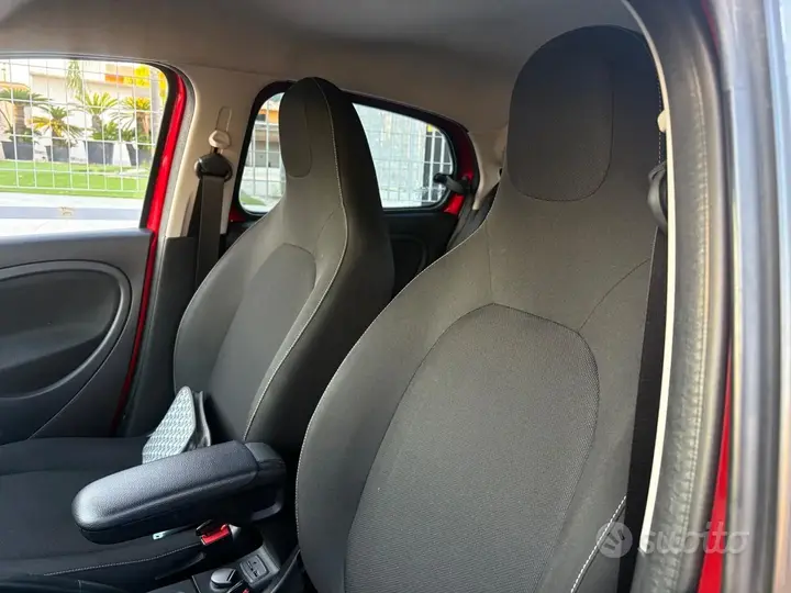 Smart Forfour 2016 photo 5