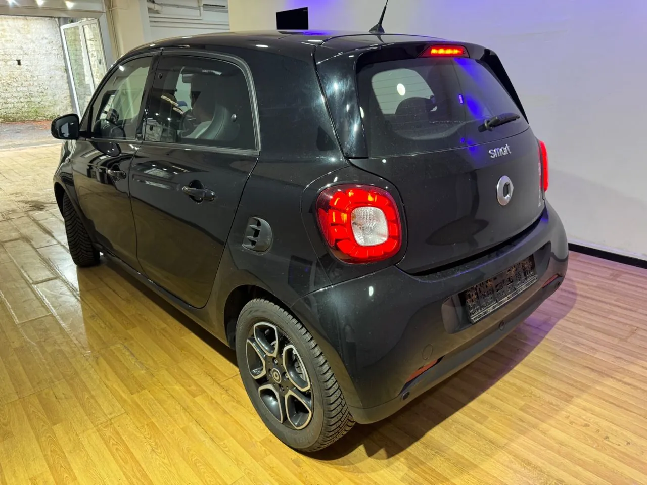 Smart Forfour 2017 photo 3