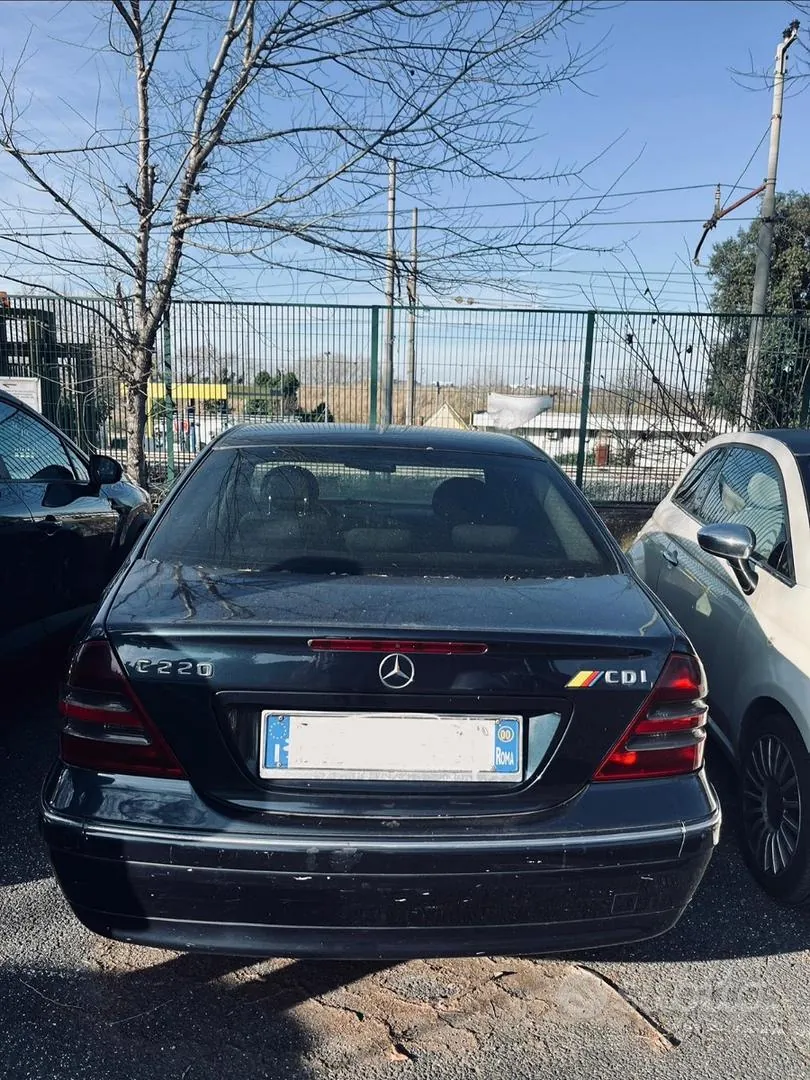 Mercedes-Benz C 220 Cdi 2001 photo 2