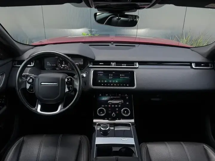 Land Rover Range Rover Velar 2019 photo 2