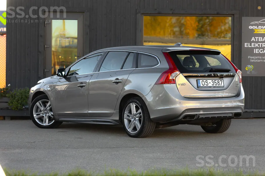 Volvo V60 2014 photo 4
