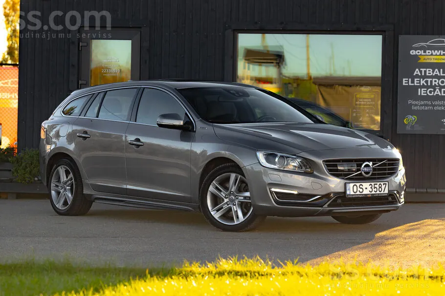 Volvo V60 2014 photo 3