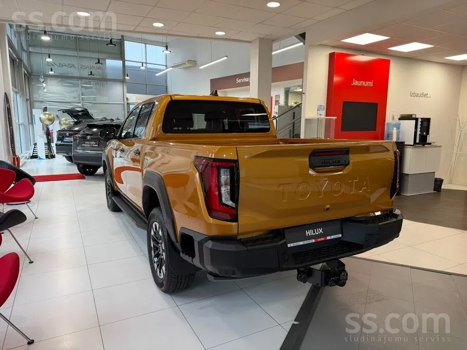 Toyota Hilux 2026 photo 3