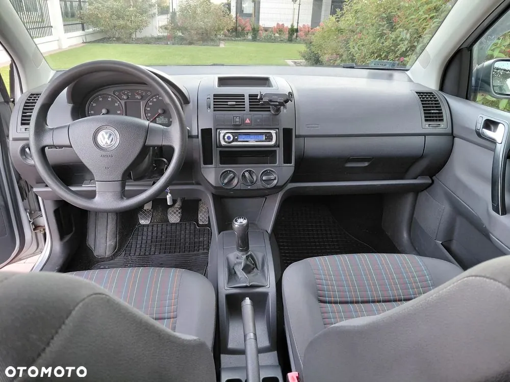 Volkswagen Polo 2007 photo 5