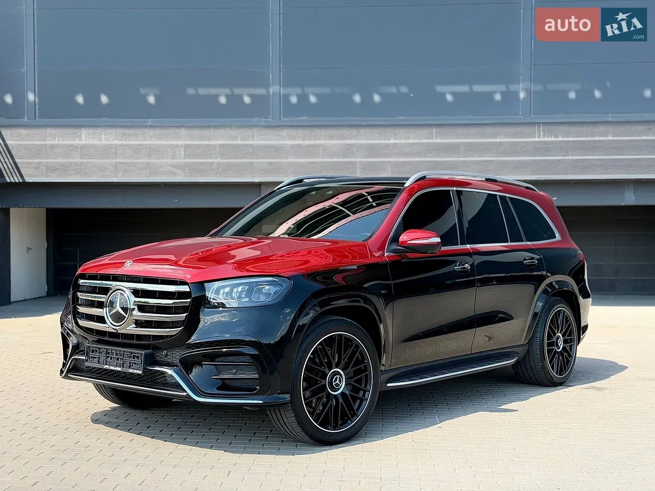 Mercedes-Benz Gls-Class 2021 photo 2