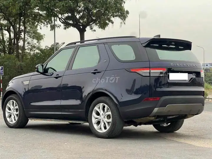 Land Rover Discovery 2017 photo 2