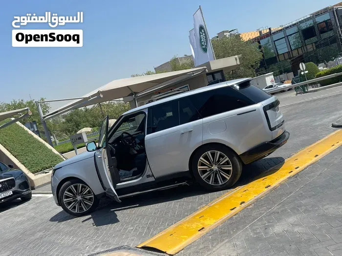 Land Rover Range Rover Vogue 2024 photo 4