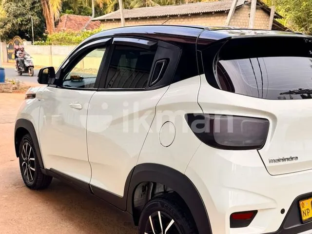 Mahindra Kuv100 2022 photo 4